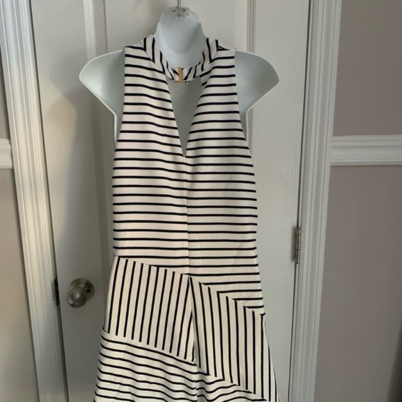 elorie Dresses & Skirts - NWT Elorie Stripe Dress